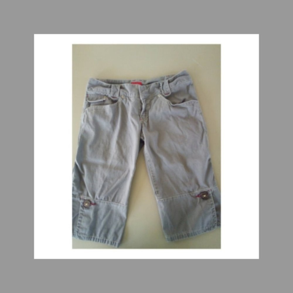 MOSSIMO Khaki Capris Jr's Sz 3